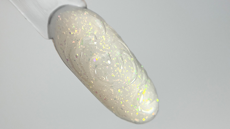 Дизайн нігтів на матовому фоні шлянцеві вензеля Дизайн нігтів на матовому фоні шлянцеві вензеля